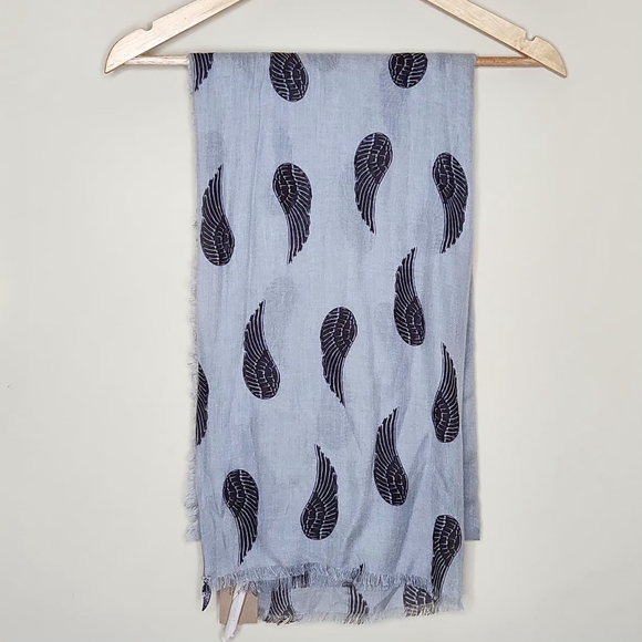 Donni Charm NEW! Angel Wing Scarf/Wrap in Grey/Black Combo - Picture 10 of 13